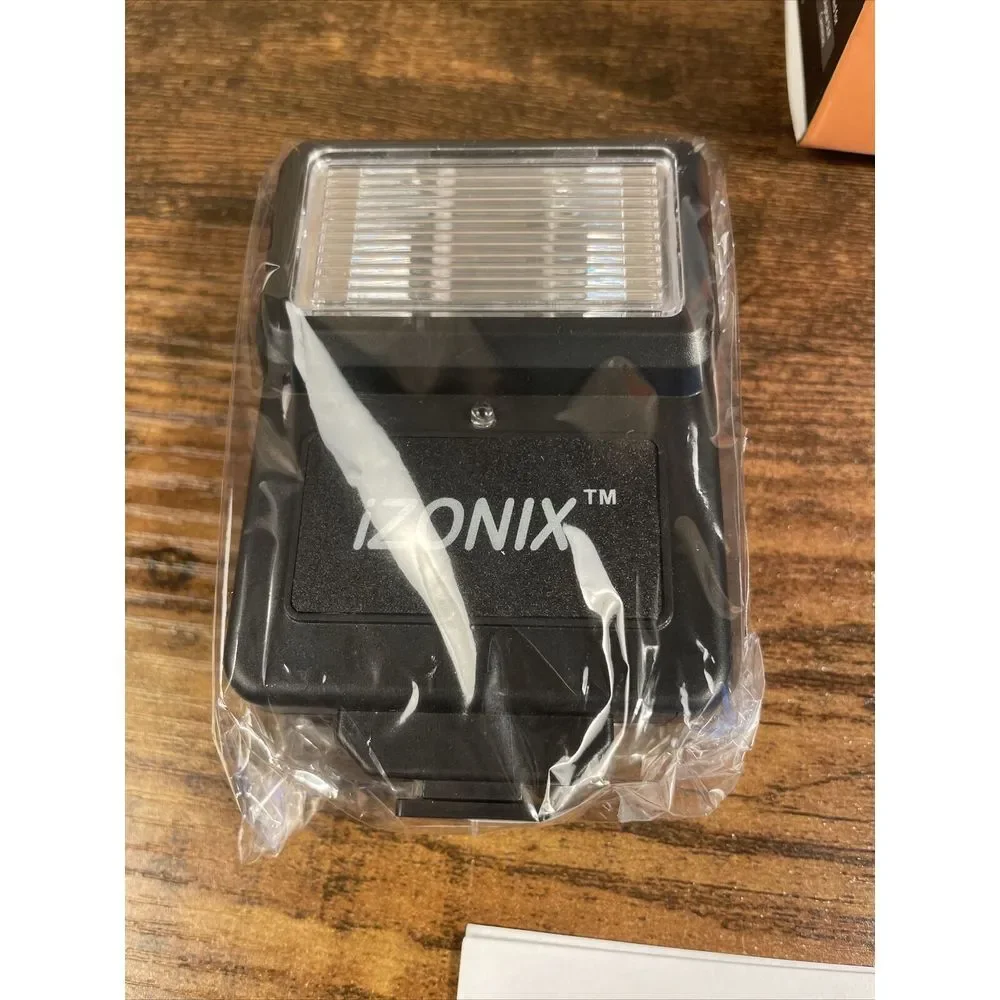 IZONIX Digital Slave Flash (for‎ Digital SLR Cameras)